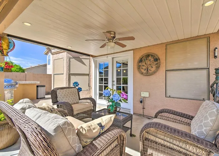 Holiday home Patio & Grilling Station: Family In Glendale