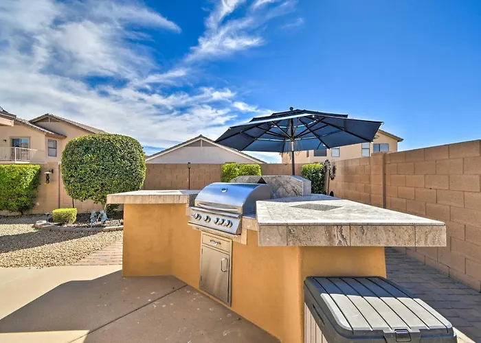 Patio & Grilling Station: Family In Glendale *